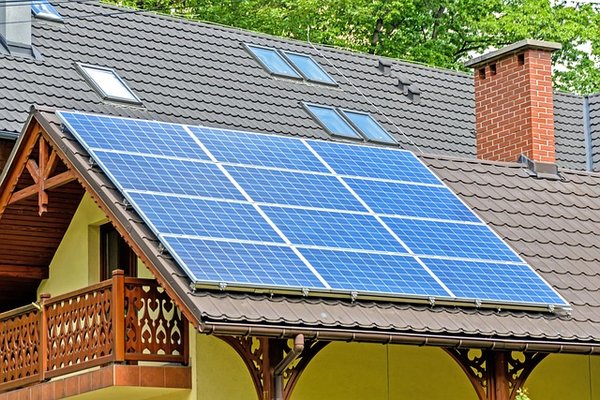 Panneau solaire photovoltaïque : maximisez votre investissement durable